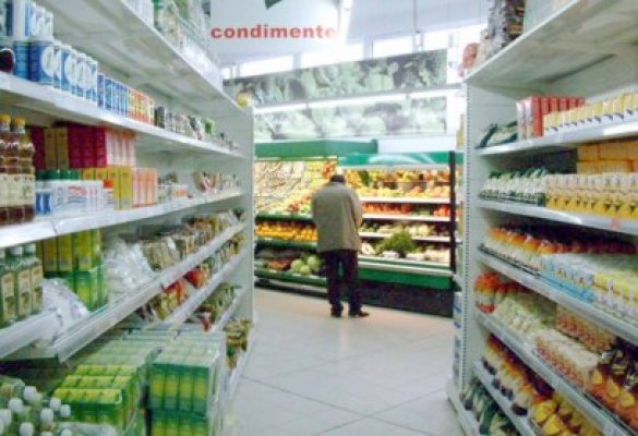Aveţi grijă ce cumpăraţi: hypermarketurile sunt pline de produse expirate